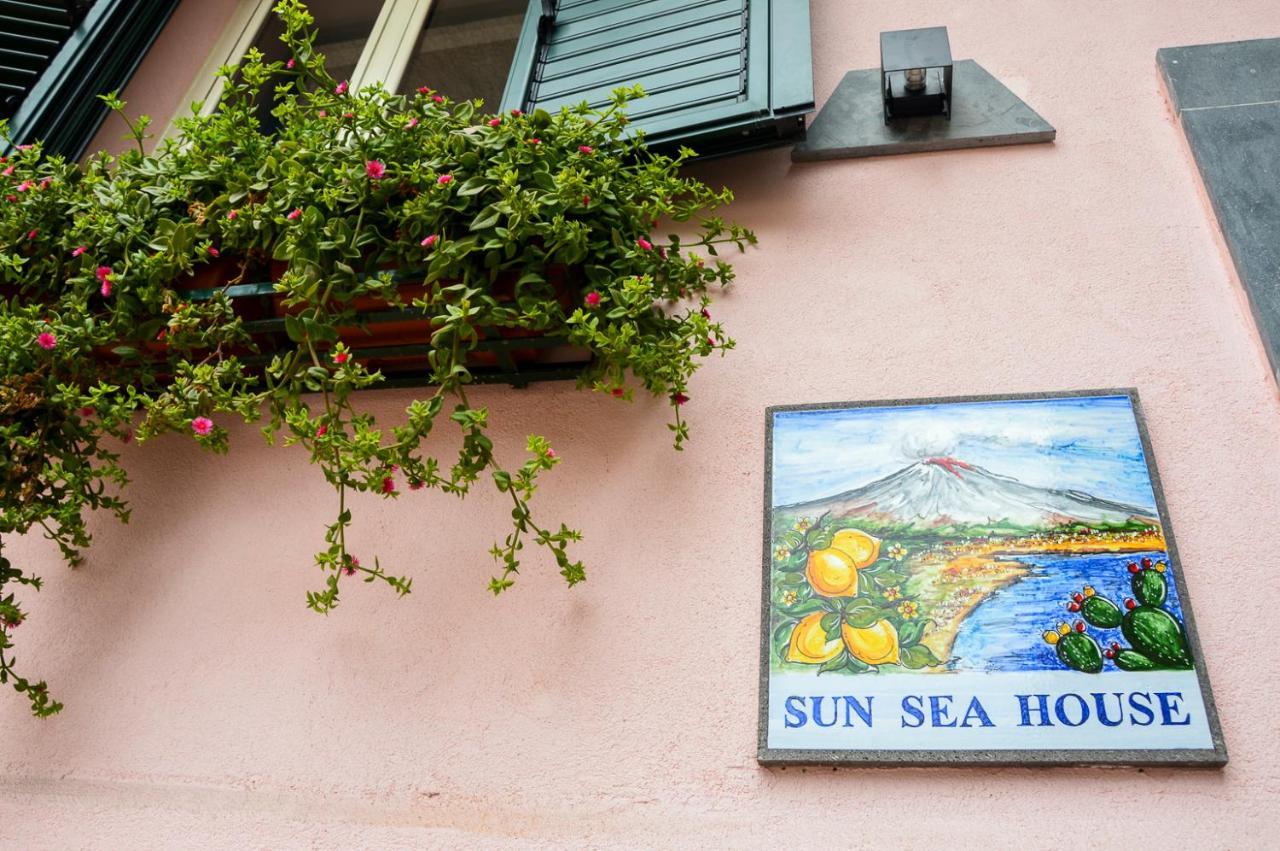 Апартаменти Sun Sea House Taormina Джардіні-Наксос Екстер'єр фото